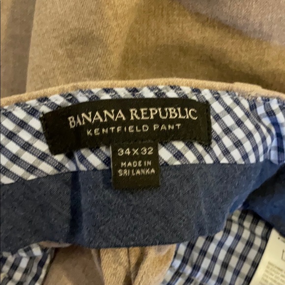 Men’s Banana Republic Khakis - Picture 2 of 2